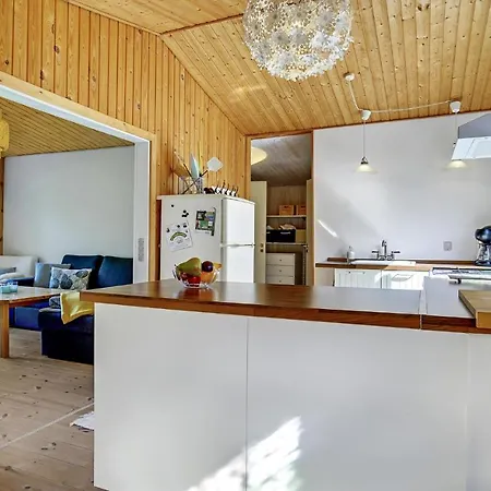 Feriehus 2 Bedroom Awesome In