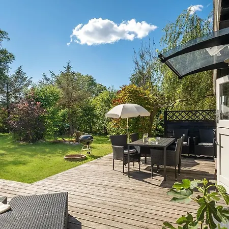 Feriehus 2 Bedroom Awesome In